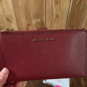 Michael Kors Double Zip Wallet